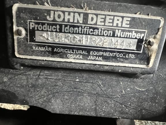 Image of John Deere 2305 equipment image 4