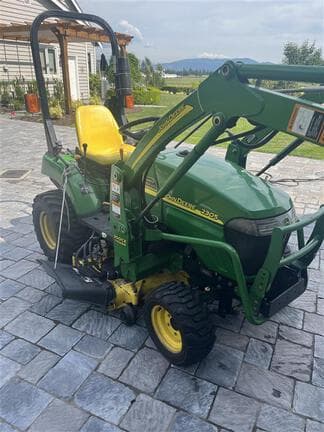 Image of John Deere 2305 equipment image 3
