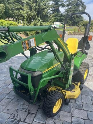 2008 John Deere 2305 Equipment Image0