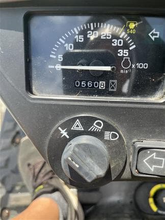 Image of John Deere 2305 equipment image 4