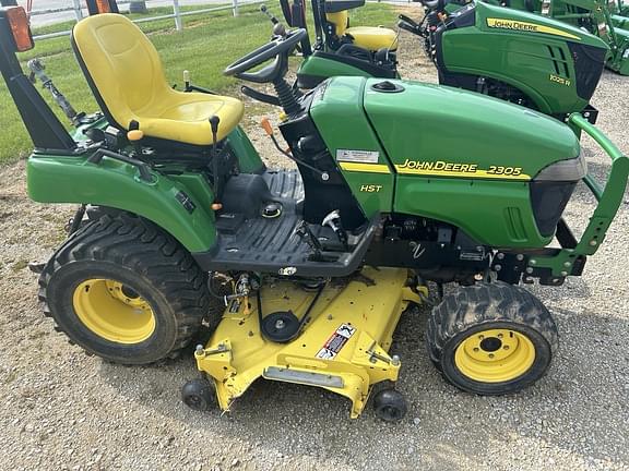 Image of John Deere 2305 equipment image 2