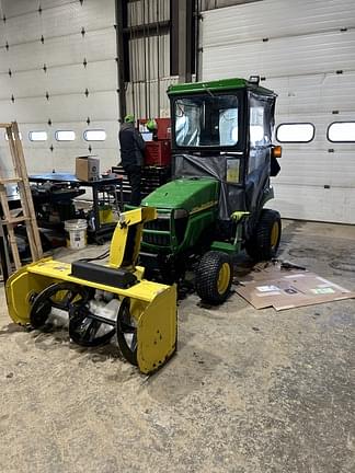 Image of John Deere 2305 equipment image 2