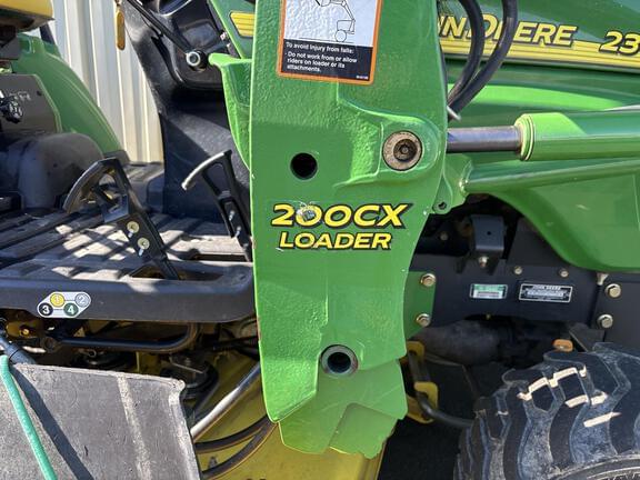 Image of John Deere 2305 equipment image 4