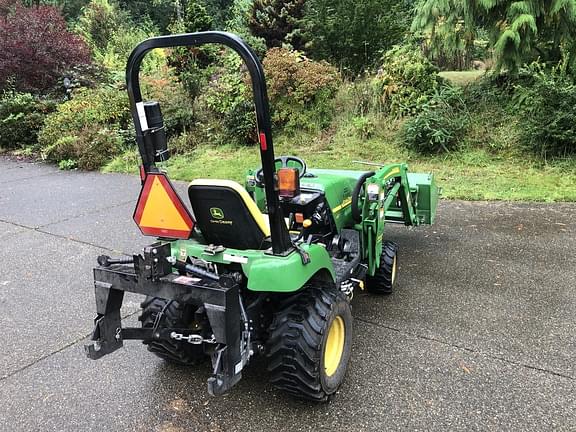 Image of John Deere 2305 equipment image 4