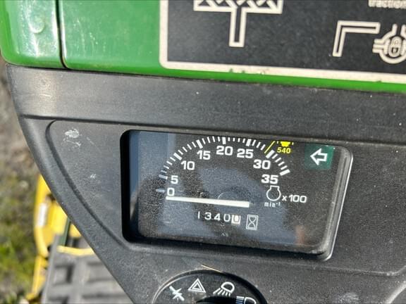Image of John Deere 2305 equipment image 1