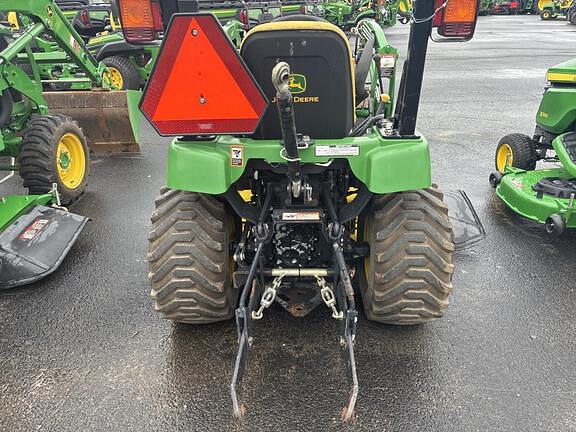 Image of John Deere 2305 equipment image 3