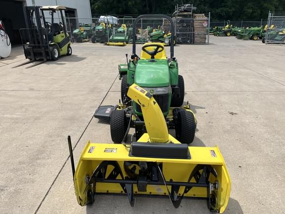 Image of John Deere 2305 equipment image 2