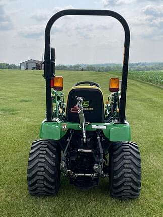 Image of John Deere 2305 equipment image 4