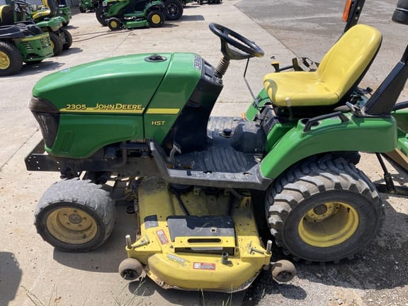 Main image John Deere 2305