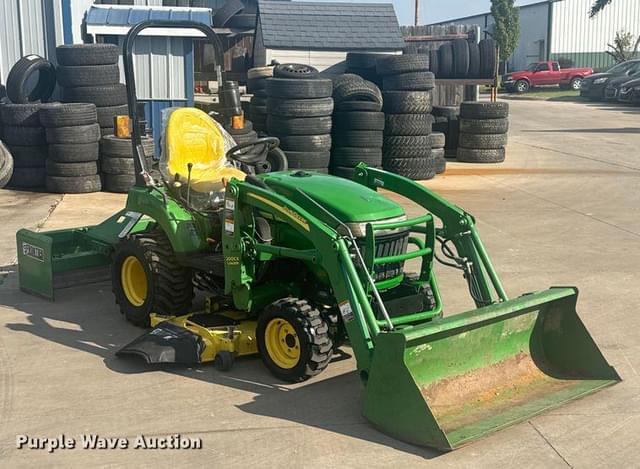 Image of John Deere 2305 equipment image 2