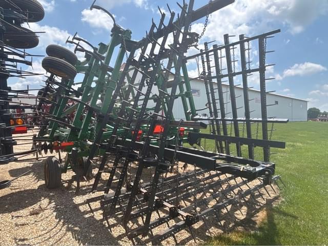 Image of John Deere 2310 equipment image 4