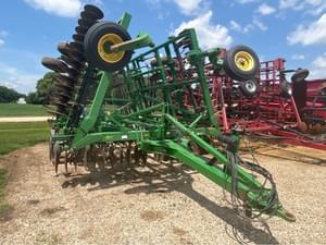 2008 John Deere 2310 Image