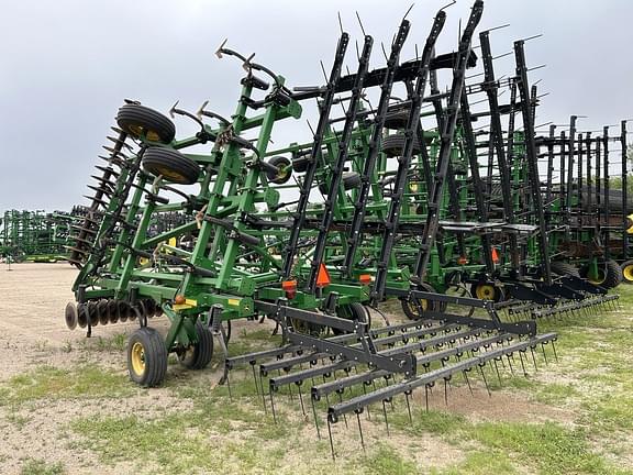 Image of John Deere 2310 equipment image 1
