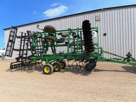 2008 John Deere 2310 Equipment Image0