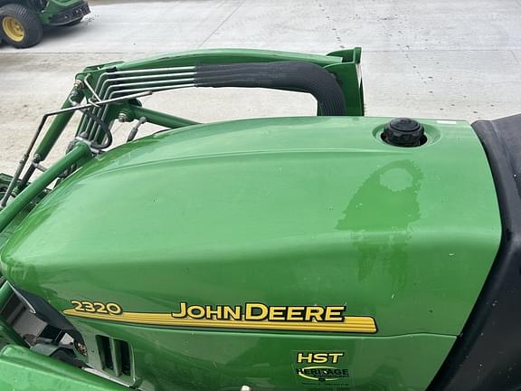 Image of John Deere 2320 equipment image 2