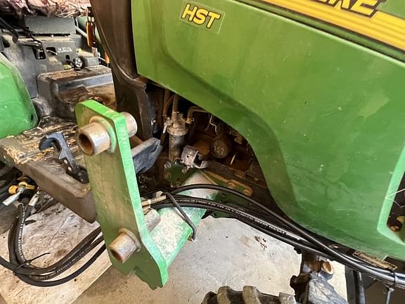Image of John Deere 2320 equipment image 2