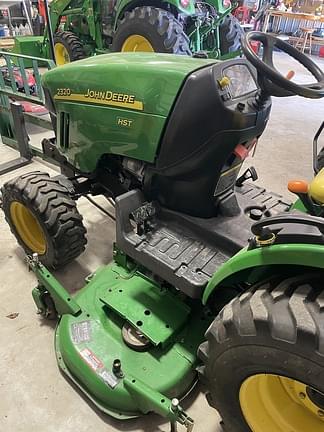 Image of John Deere 2320 equipment image 2