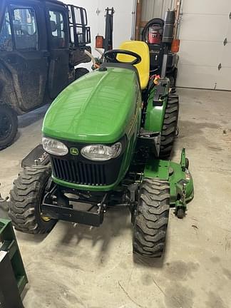 Image of John Deere 2320 equipment image 1