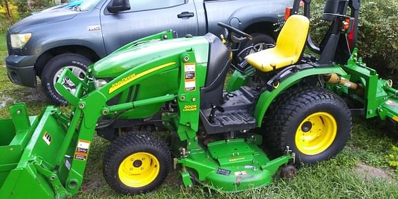 Image of John Deere 2320 Primary image