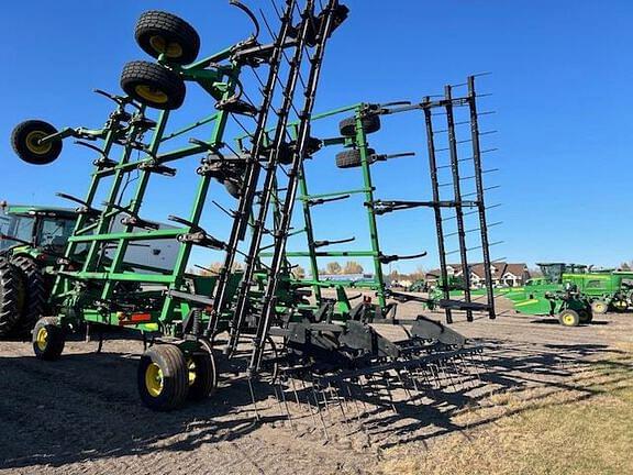 Image of John Deere 2410 equipment image 2