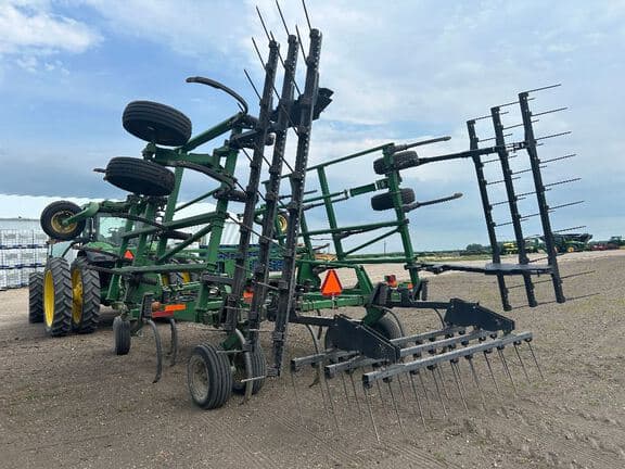 Image of John Deere 2410 Image 1