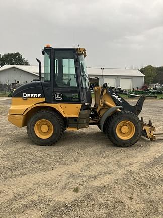 Image of John Deere 244J equipment image 1