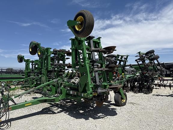 Image of John Deere 2510H Primary image
