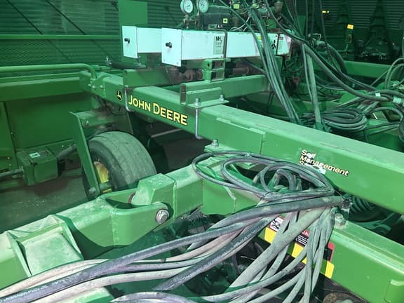 Image of John Deere 2510H Primary image