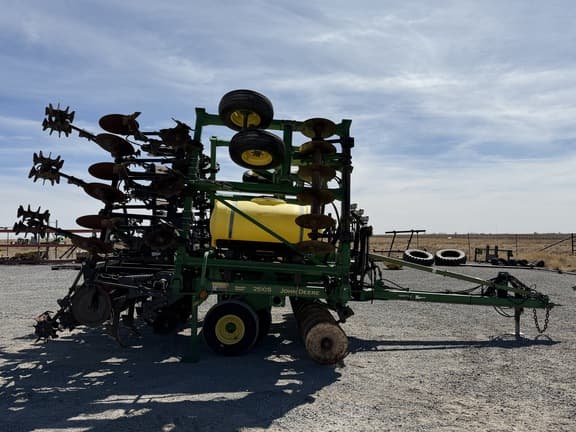 Image of John Deere 2510S equipment image 4