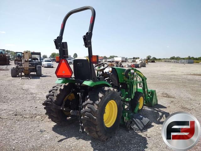 Image of John Deere 2520 equipment image 4