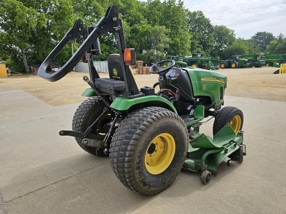 Image of John Deere 2520 equipment image 4