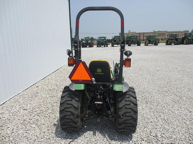 Image of John Deere 2520 equipment image 3