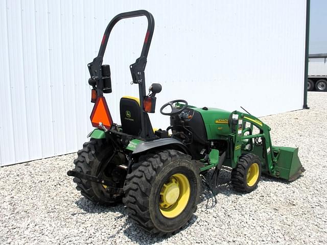 Image of John Deere 2520 equipment image 4