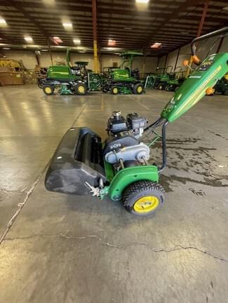 Image of John Deere 260C equipment image 4