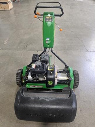 Image of John Deere 260C equipment image 1