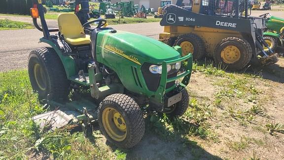 Image of John Deere 2720 equipment image 1