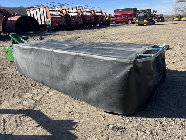 Image of John Deere 275 equipment image 1