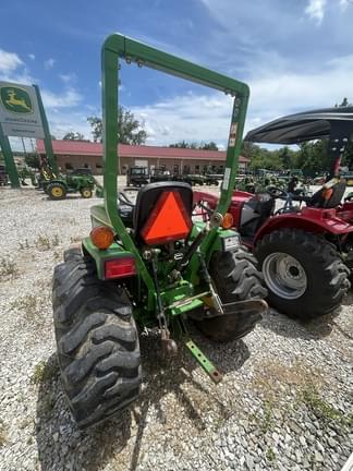 Image of John Deere 3005 equipment image 4