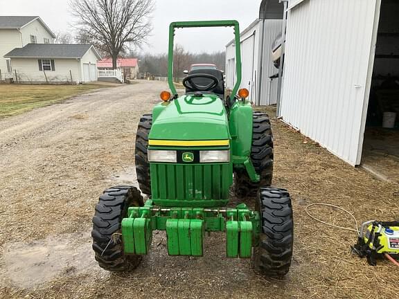 Image of John Deere 3005 equipment image 1