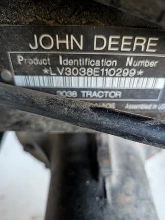 Image of John Deere 3038E equipment image 1