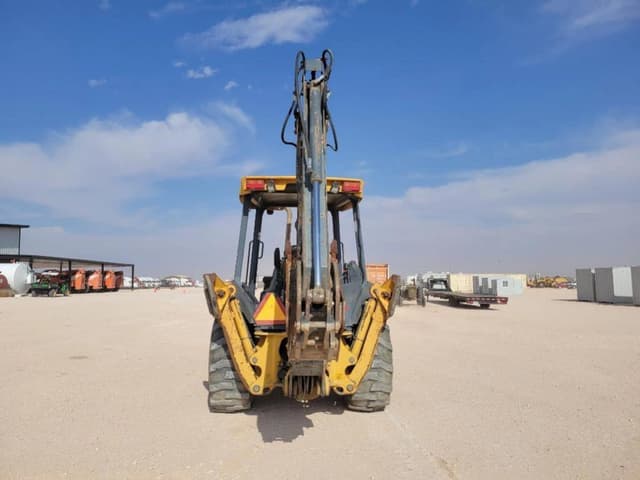 Image of John Deere 310J equipment image 3