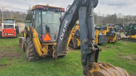Image of John Deere 310SJ equipment image 3