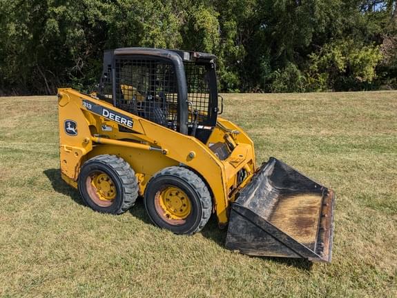 Image of John Deere 313 Primary image