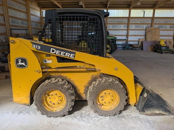 Image of John Deere 313 equipment image 2