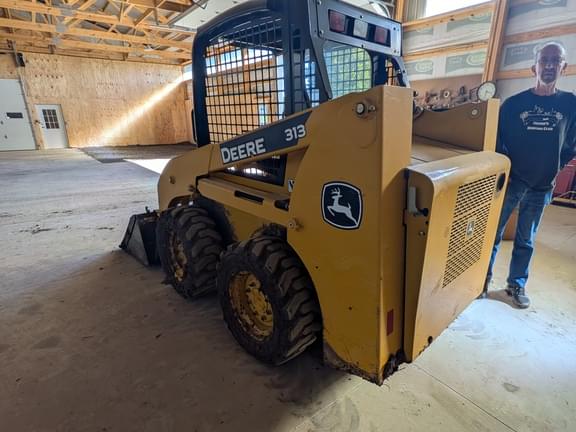Image of John Deere 313 equipment image 4