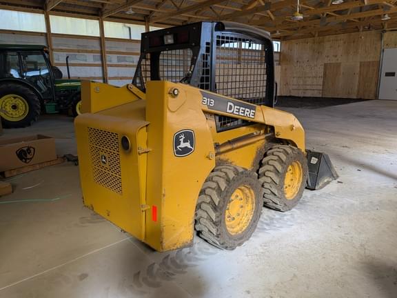 Image of John Deere 313 equipment image 3
