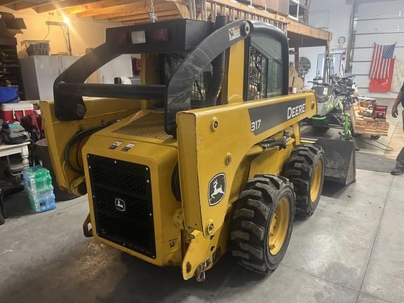 Image of John Deere 317 equipment image 4