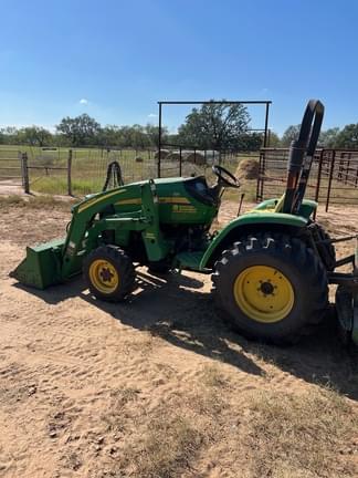 Image of John Deere 3203 Primary image