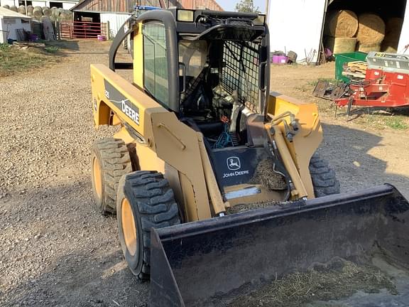 Image of John Deere 325 equipment image 2