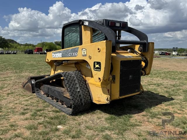 Image of John Deere CT332 equipment image 1